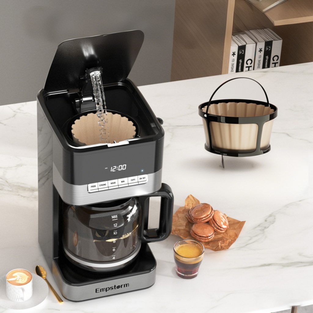 Enlarged Showerhead Evenly Saturates Coffee Ground